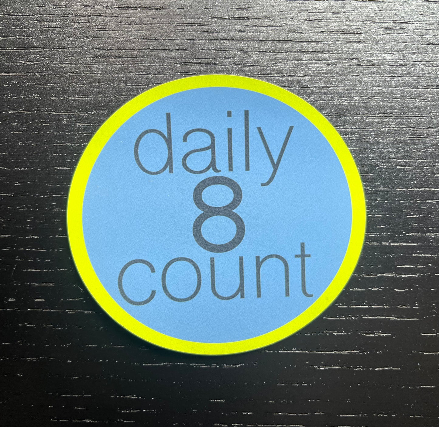 daily8count logo magnet